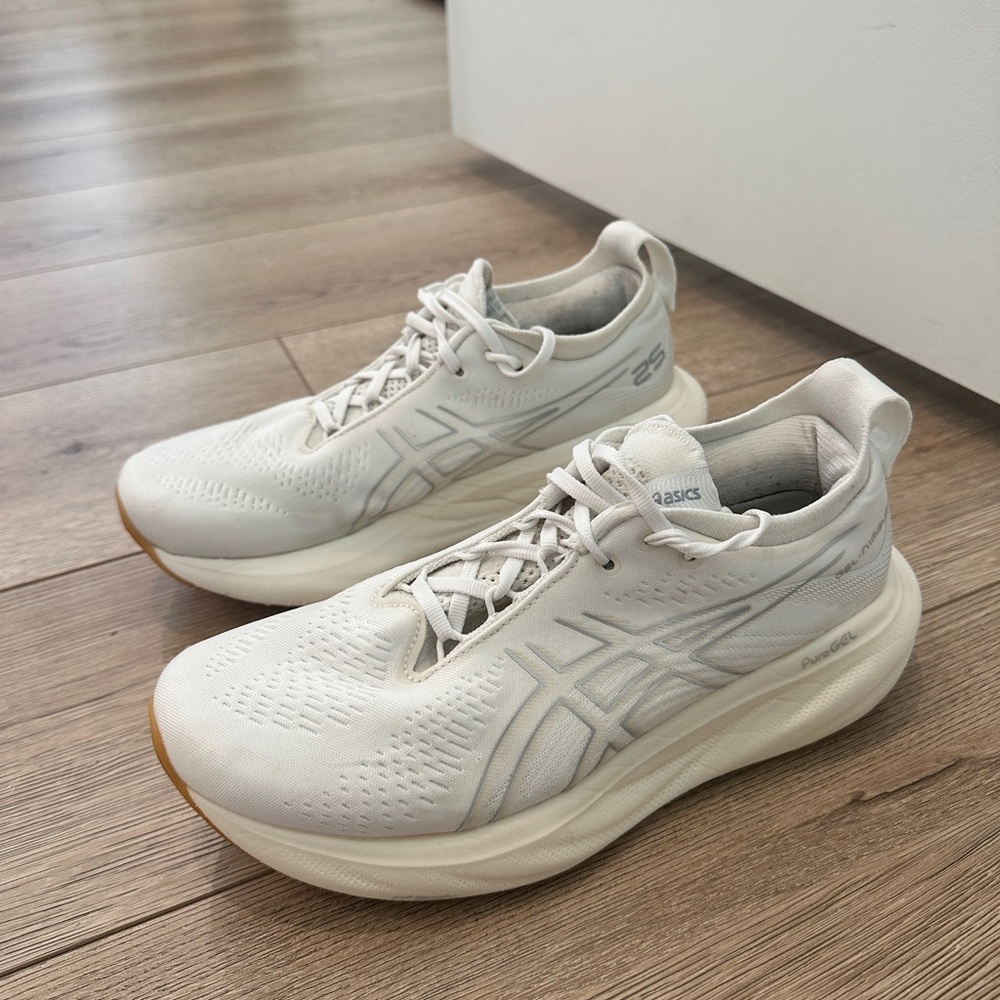 ASICS Gel Nimbus 25